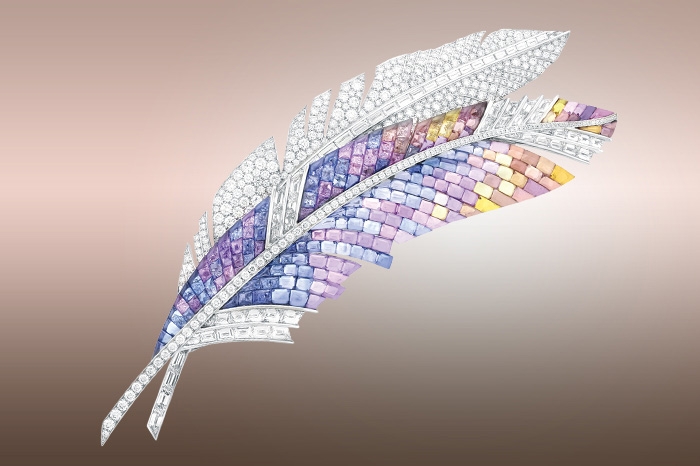 Quatre contes de Grimm Panache Mysterieux clip by Van Cleef & Arpels Image