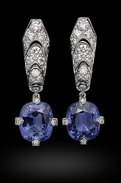 Cartier Incantation earrings in platinum Image