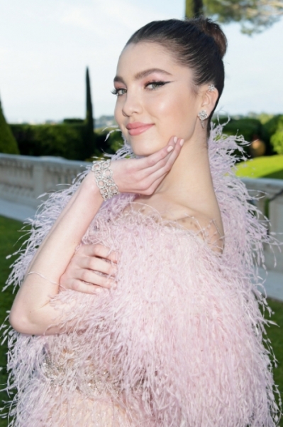 Maya Henry in Bulgari high jewellery Image