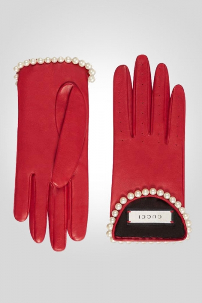 Gucci hibiscus red leather gloves with pearls Image