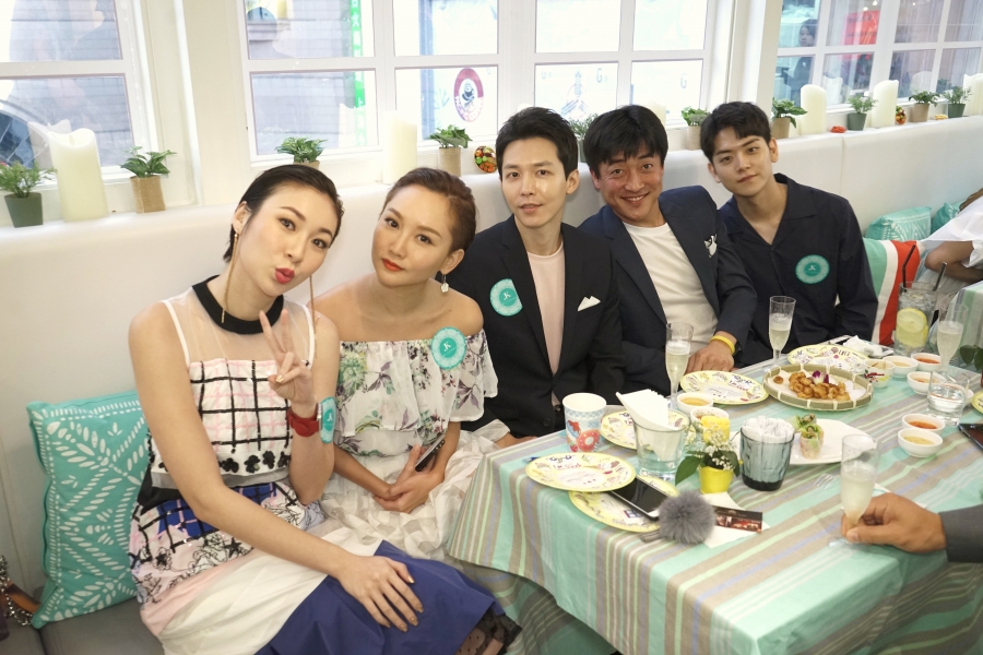 Jacqueline Chong, Marine Lee, Ryu Sang Wook, Jang Hyeok Jin and Yeo Hoi Hyeon Image