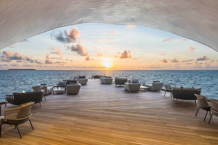 St-Regis-Maldives-Whale-Bar Image