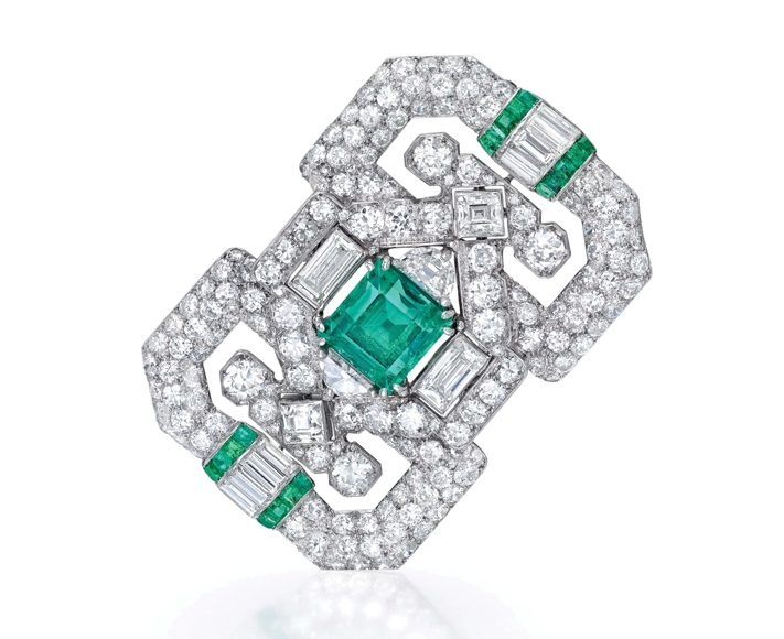Jewels - An emerald, diamond and platinum plaque clip brooch, French, $20,000-30,000