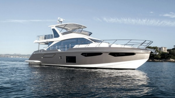 Azimut Flybridge 60 makes HK debut