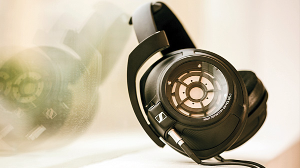 The Game Changer: The Sennheiser HD 820 headphones is mind-blowing