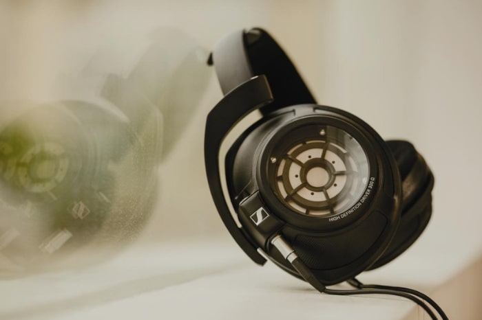 Sennheiser HD 820 headphones set a new benchmark in sound quality