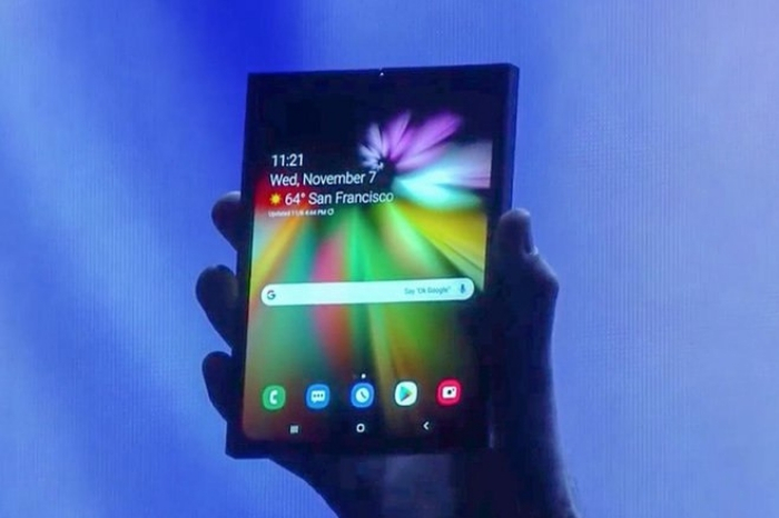 Folding Smartphone