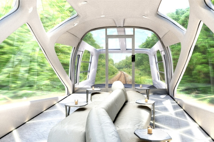 luxurious train