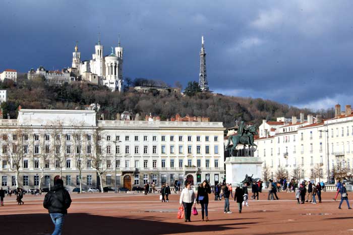 Place Bellecour - the 'mile zero' of Lyon