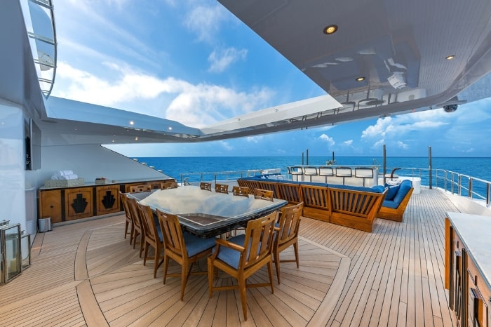 Benetti Spectre megayacht al fresco area