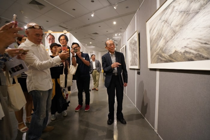 Mr Wucius Wong introduces Hong Kong Waters Korean Mountains exhibition