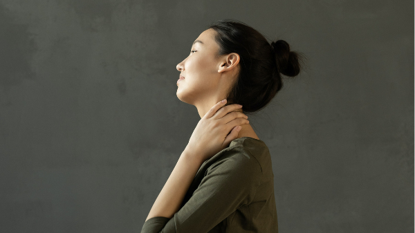 chiropractor vs massage gafencu magazine