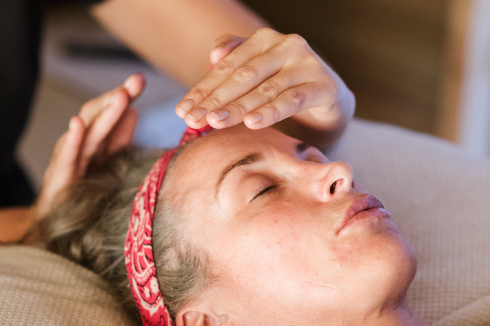 Reiki Therapy: Exploring the health benefits of this ancient energy healing technique