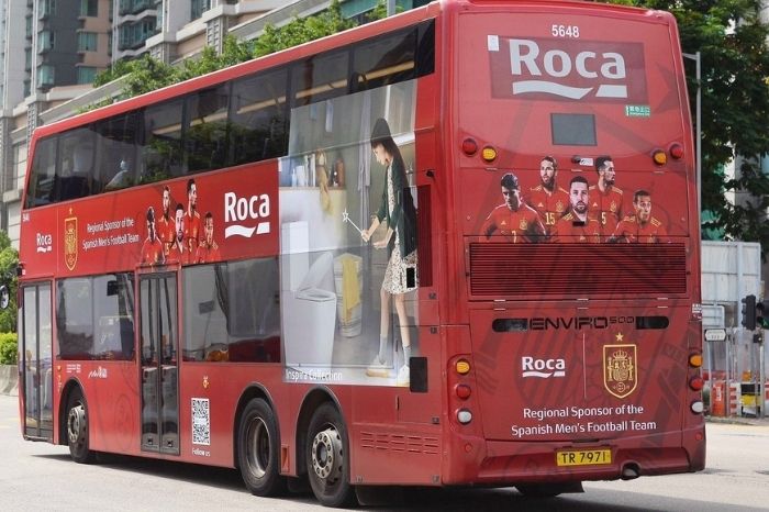 Roca Spanish National Football Team campaign bus