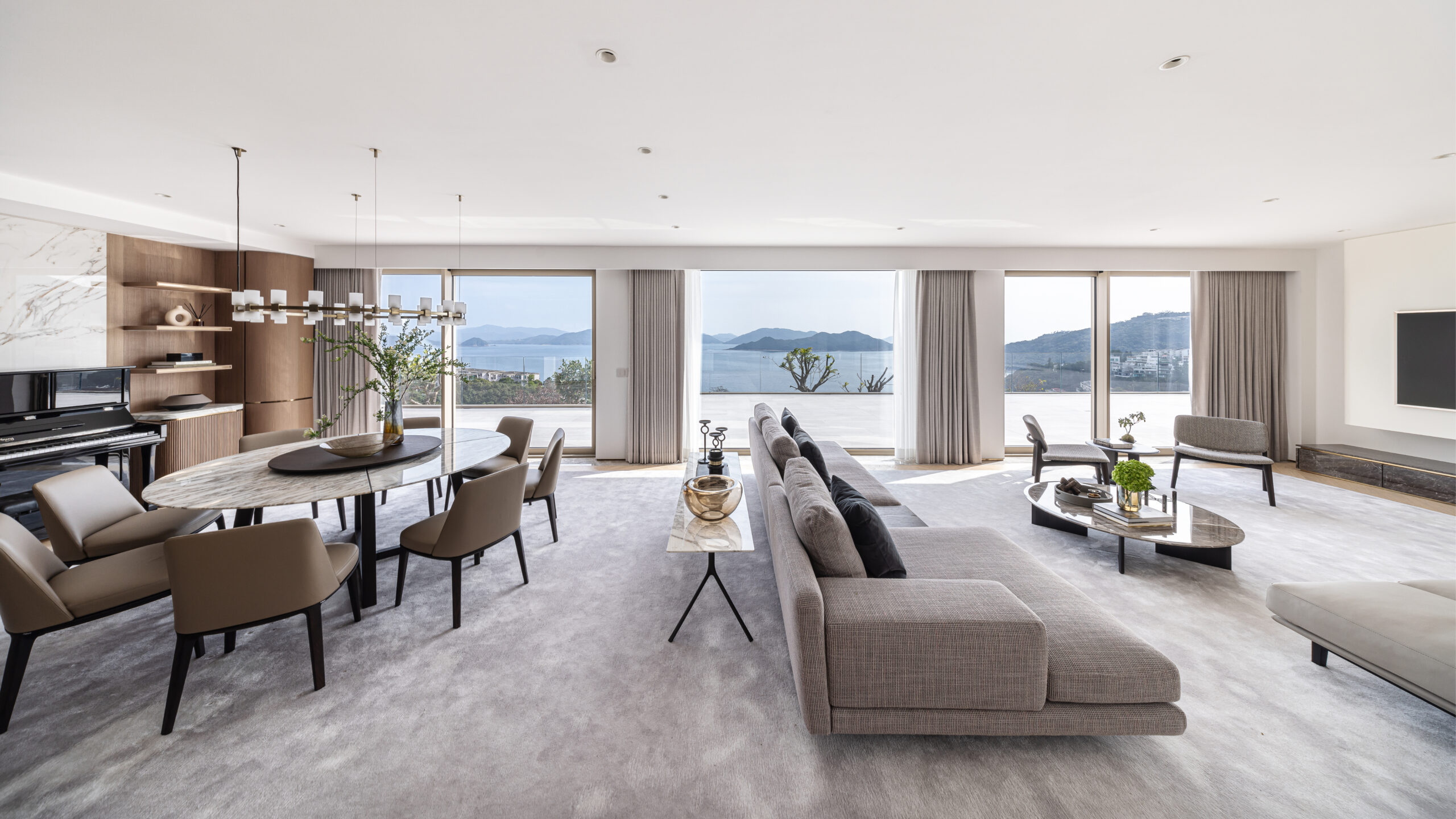 [Feature Story by Grande Interior Design] Haven By The Sea: Gorgeous and luxurious family home with sweeping sea views